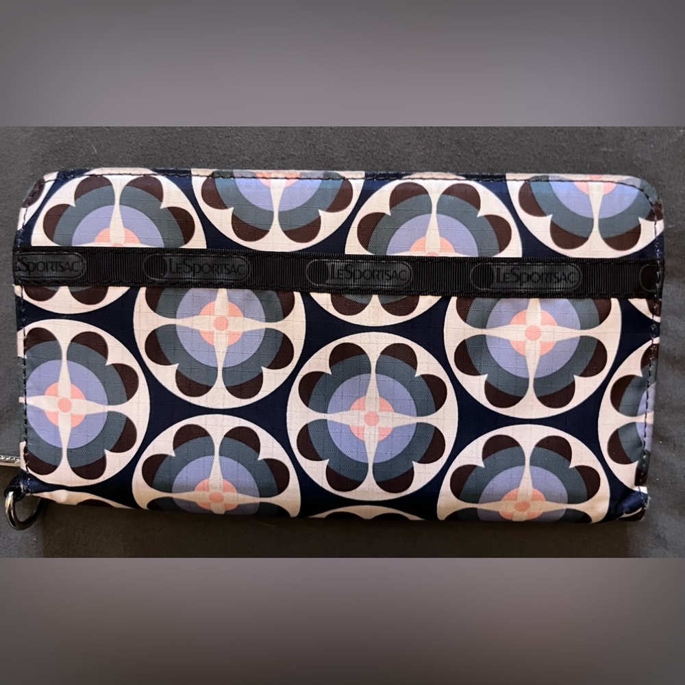 LeSportSac Wallet